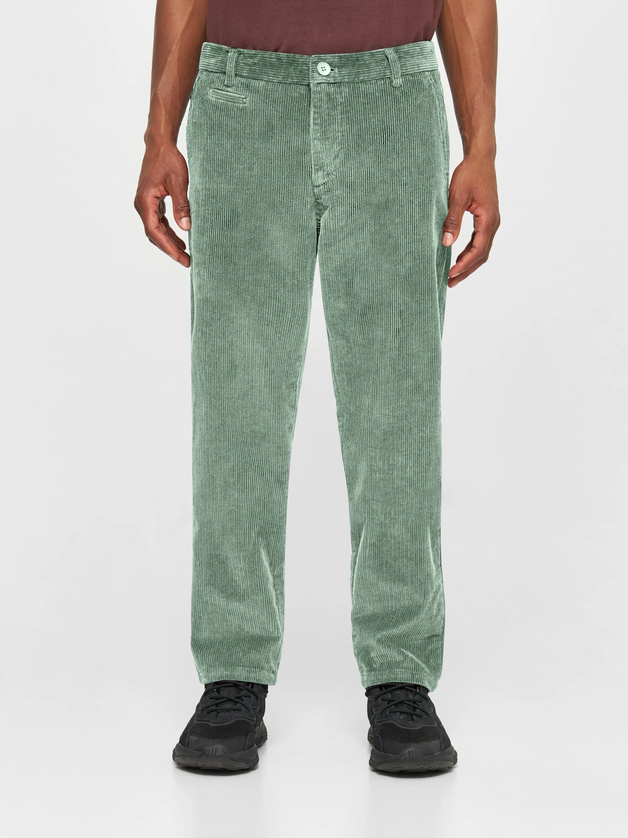 CHUCK regular 8-wales corduroy chino pants - Lily Pad