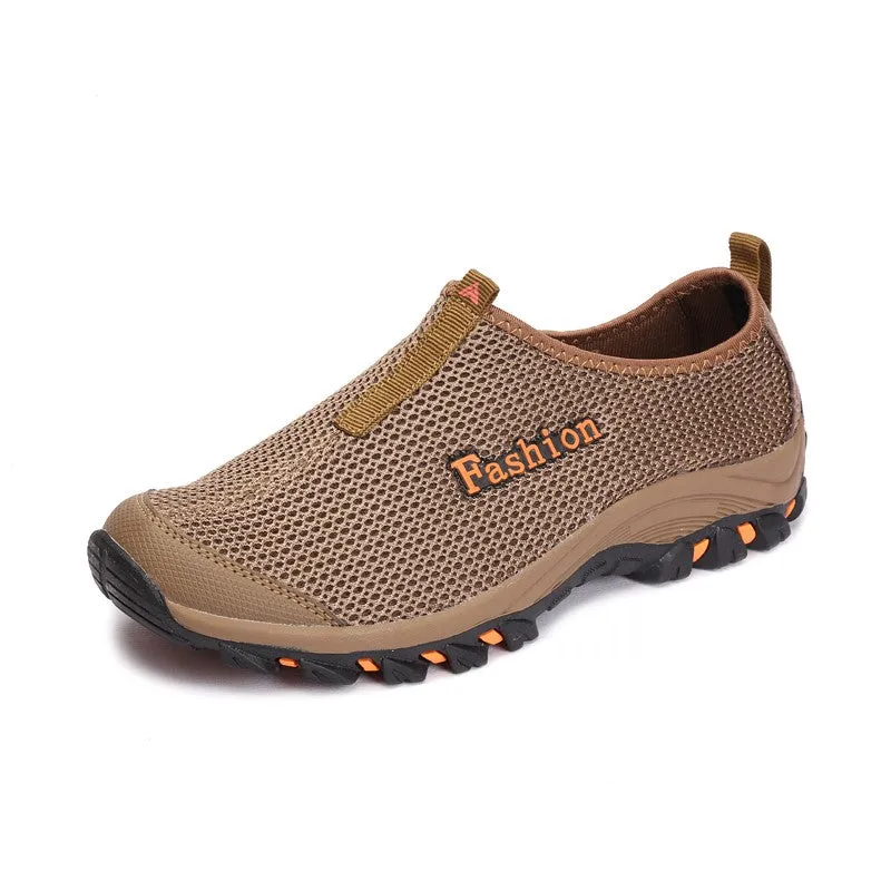 Man's sporty outdoor slip-on flat hiking tennis sneakers