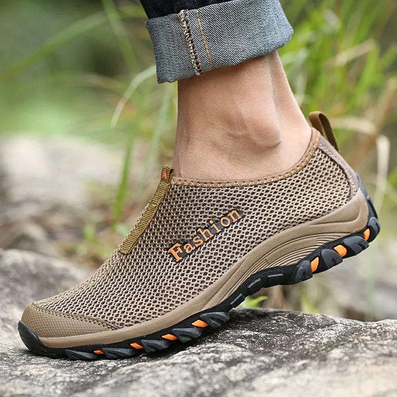 Man's sporty outdoor slip-on flat hiking tennis sneakers