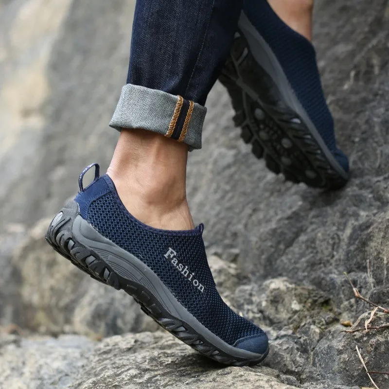 Man's sporty outdoor slip-on flat hiking tennis sneakers