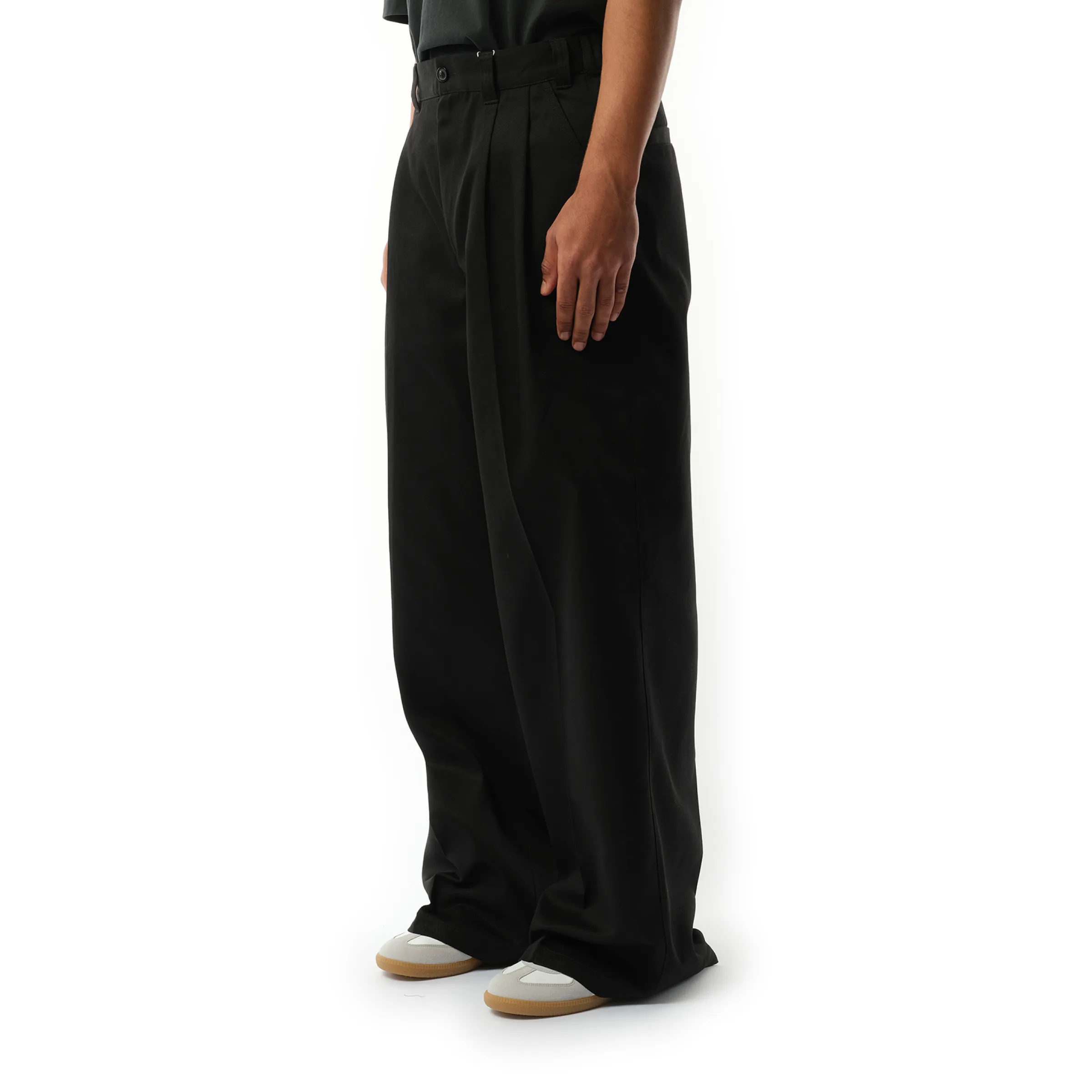 Skater Chino Pants in Black