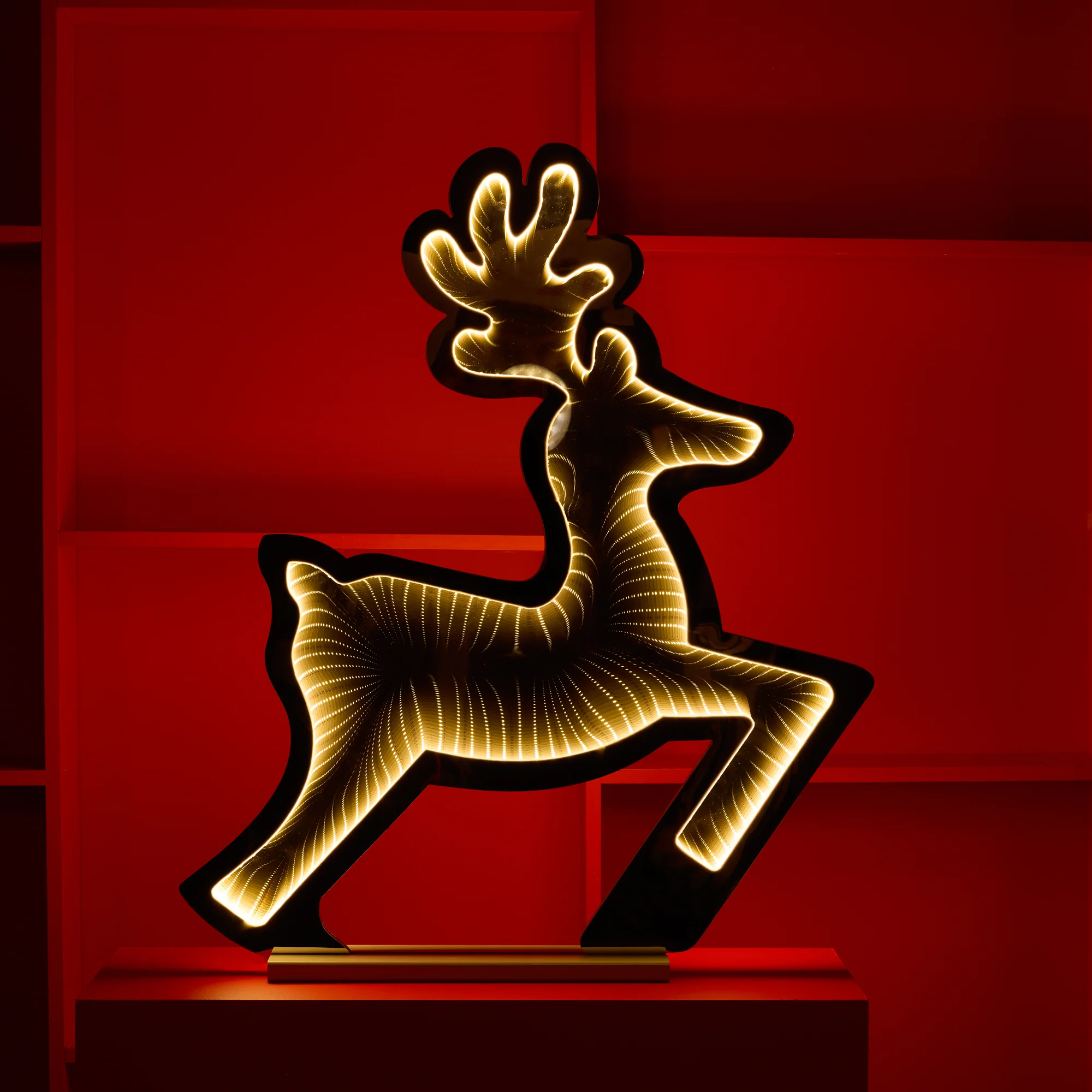 Deer Infinity Light, 26.5"L x 32.5"H Acrylic w/UL Plug - Image 3