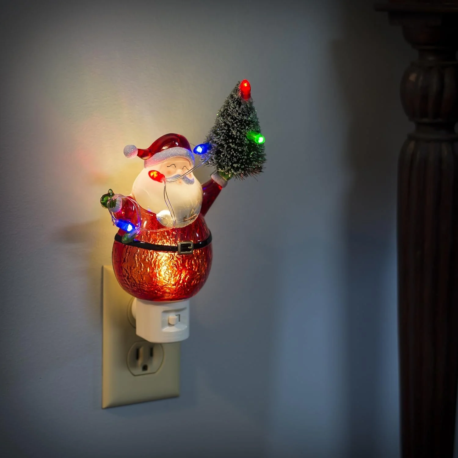 Santa W/ Tree & Christmas Lights Night Light, 6.5" - Image 2
