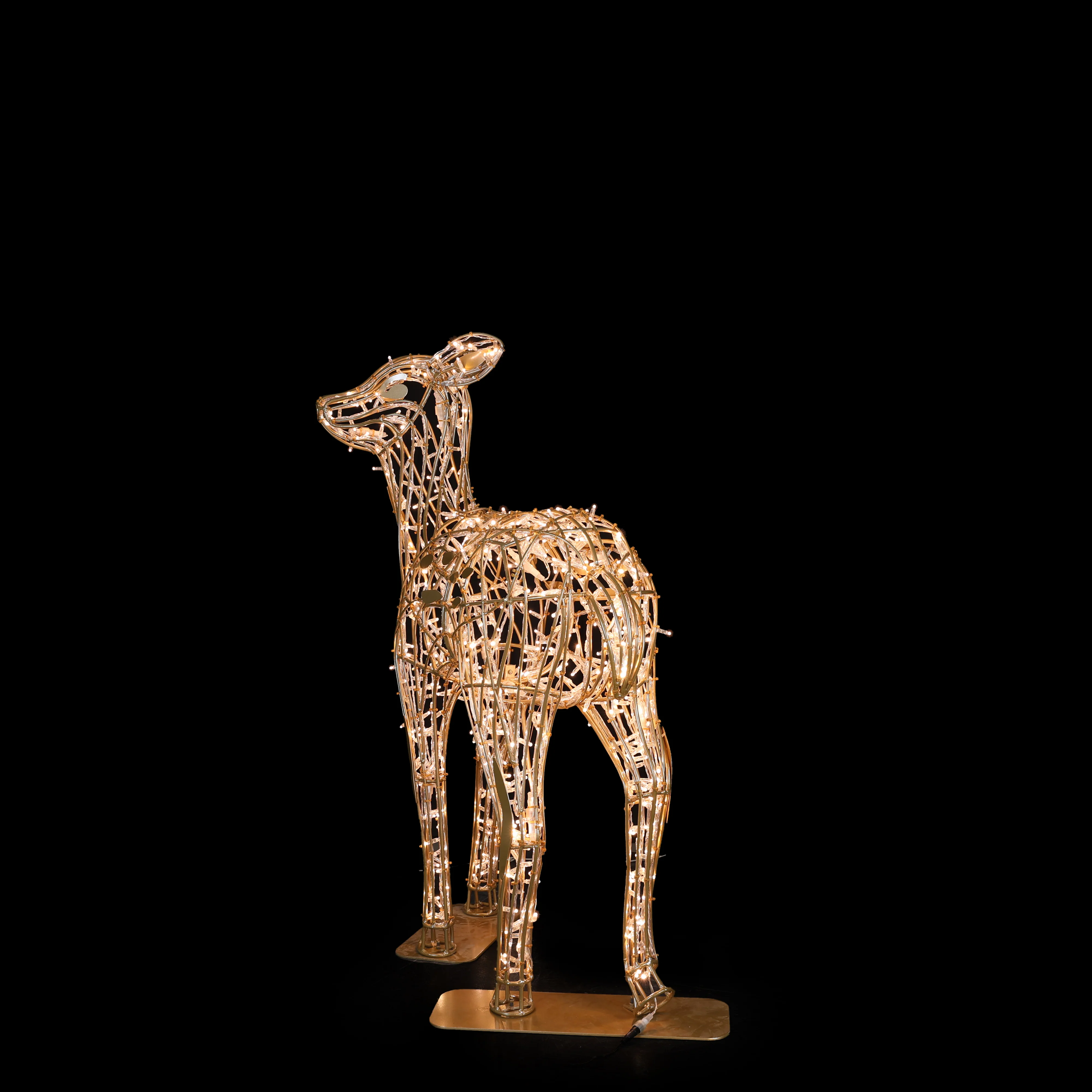Large Blossom Deer, LED Lit (Warm White), 5'