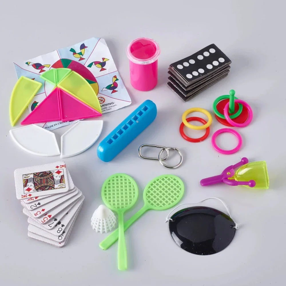 Candy Stripe Party Crackers - Image 2