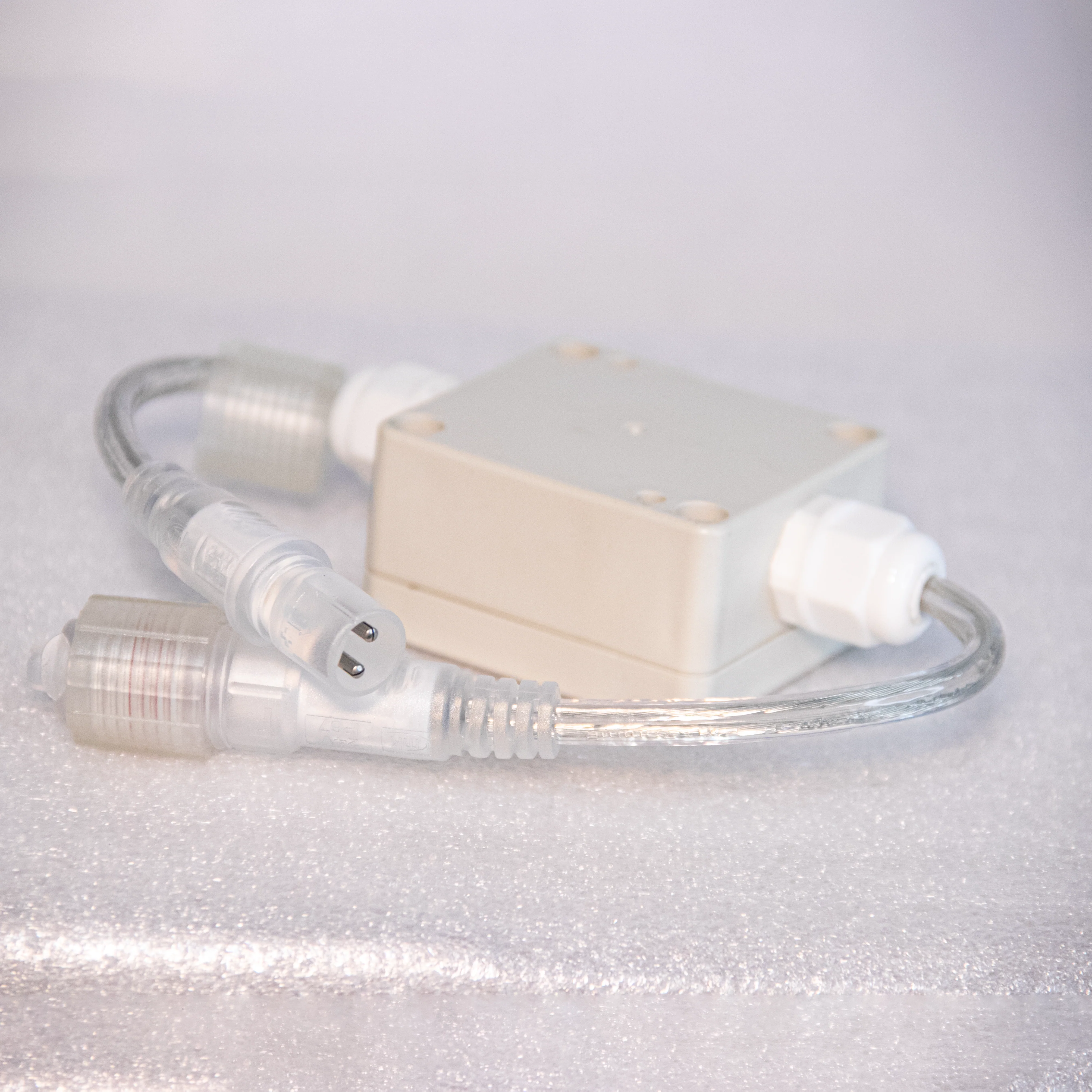 Dual Color Polarity Switch Controller