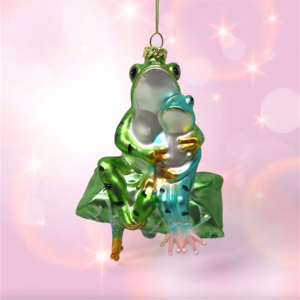 Frog Couple Sitting Ornament