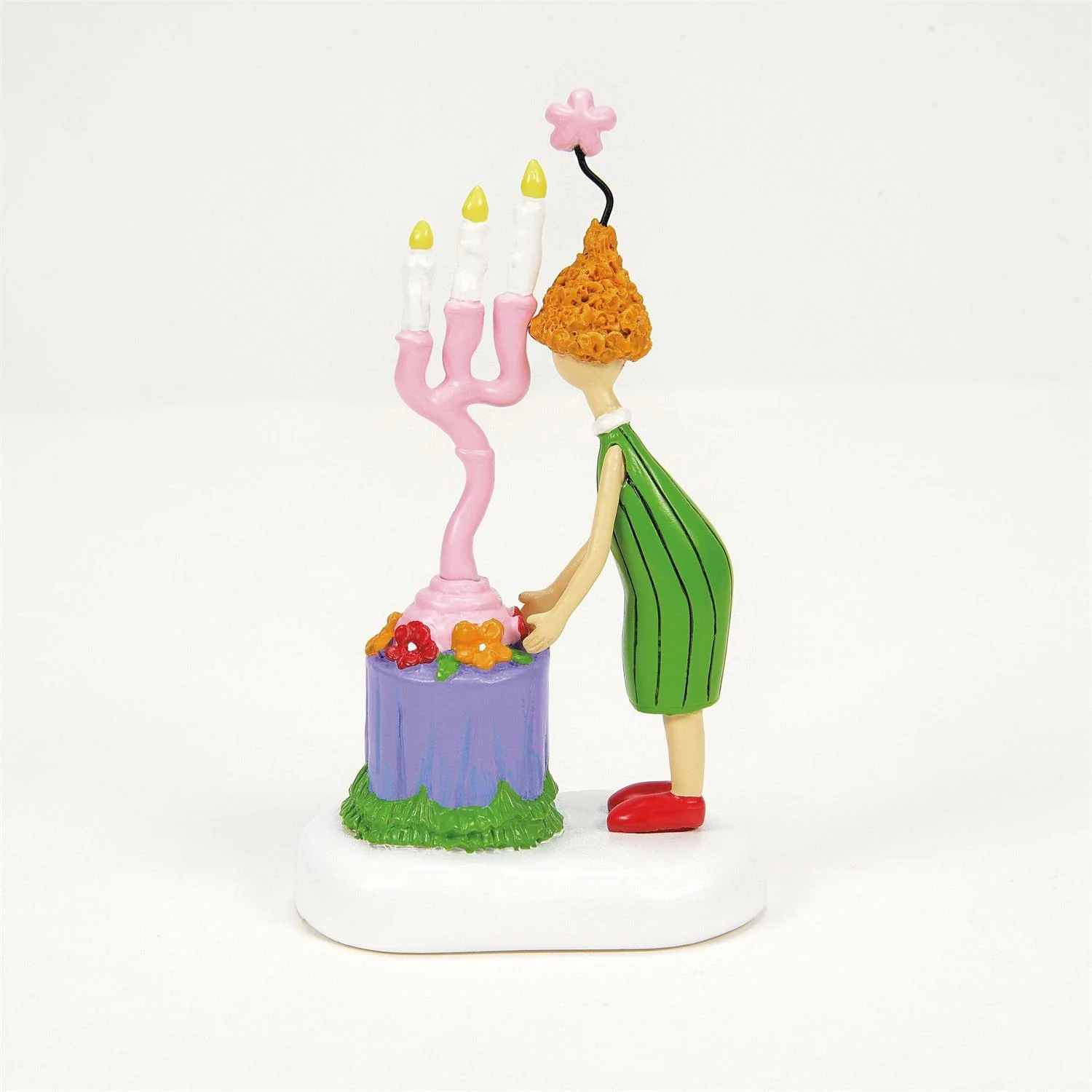 Grinch Village - Auntie Who Sets A Centerpiece Figurine - Image 3