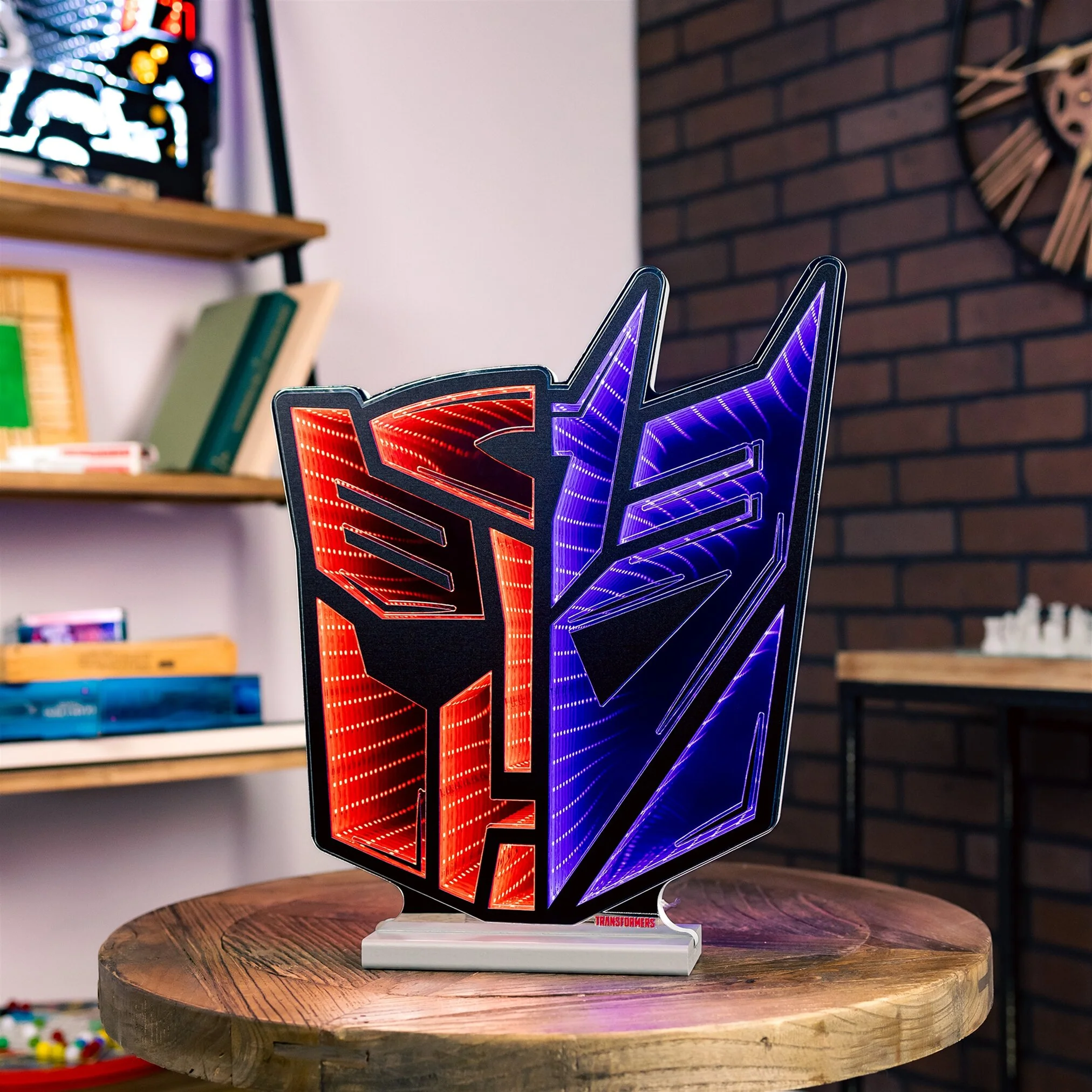 Hasbro Autobot/Decepticon Infinity Light w/UL Plug, 24", Acrylic - Image 2