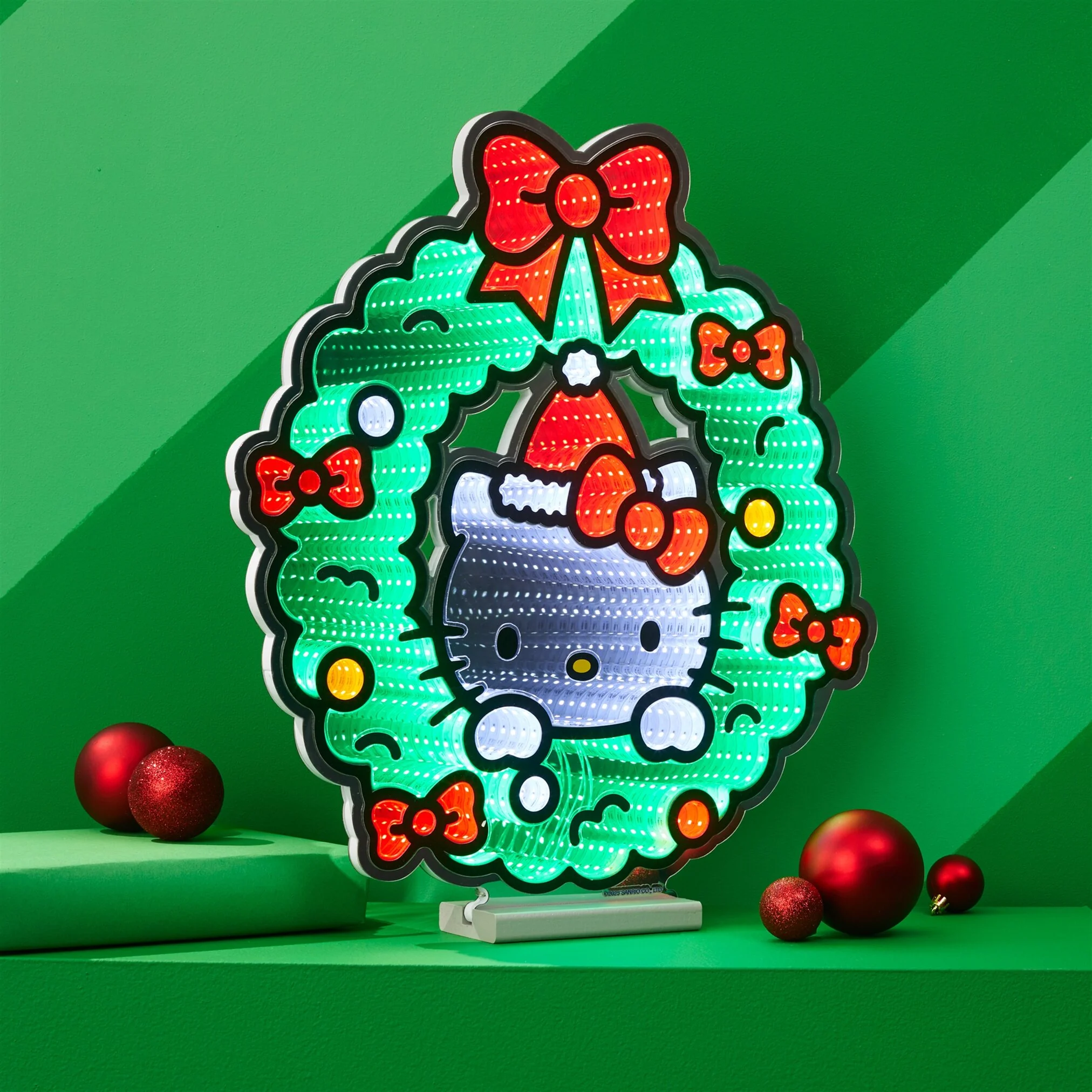 Hello Kitty Wreath Infinity Light, Acrylic w/UL Plug, 20" - Image 2