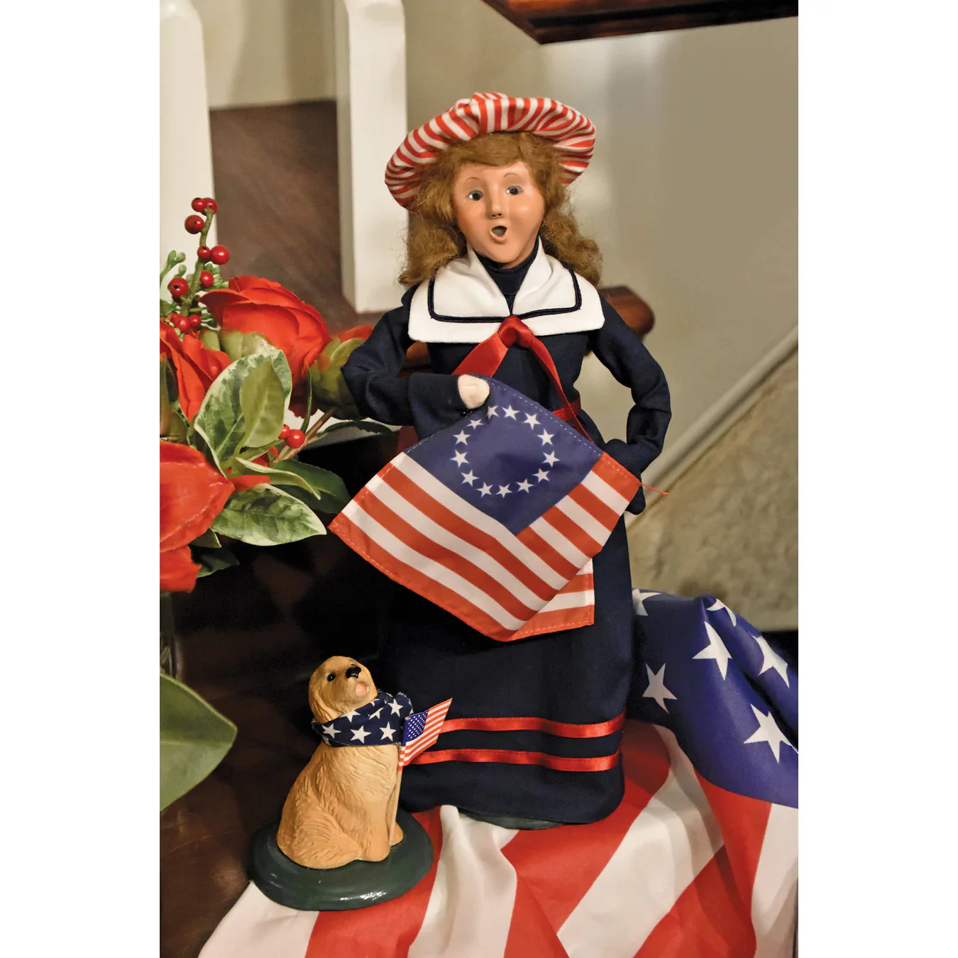Lady Liberty Caroler Figurine, 13" - Image 7