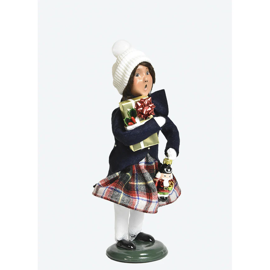 Ornament Family Girl Caroler Figurine, 10" - Image 4