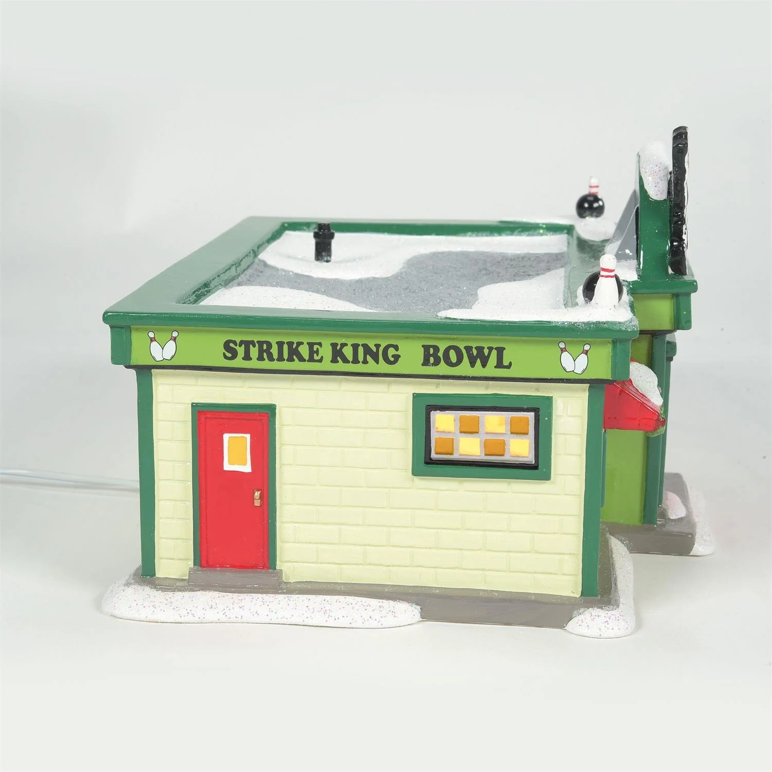 Peanuts Village - Strike King Bowling Alley Figurine - Image 3