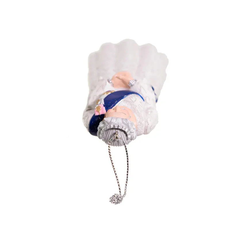 Resin Queen Elizabeth Ornament - Image 6