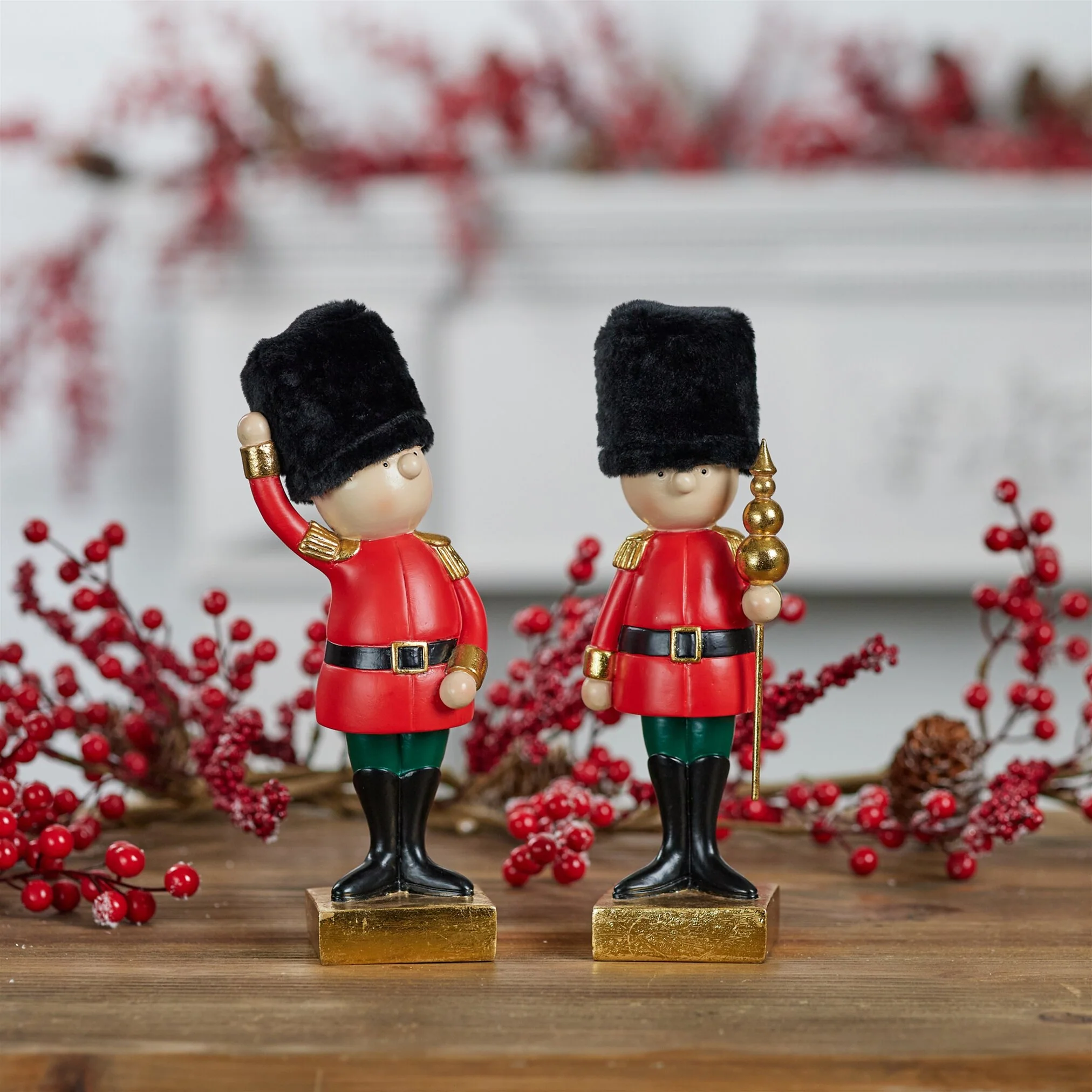 Resin Soldier - Beefeater, 9.5" (2 styles - sold individually)e - Image 2