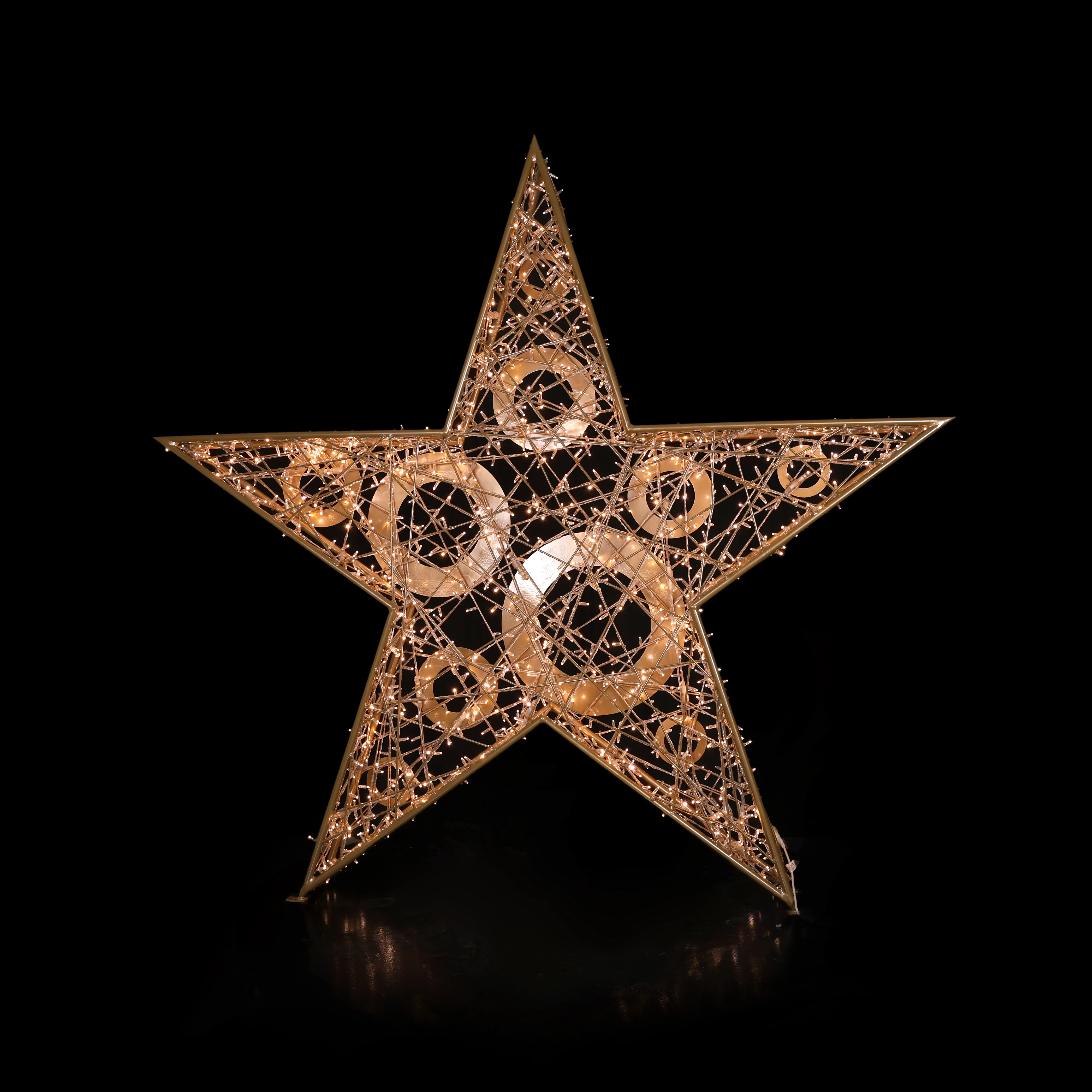 Large Spotlight Star, LED Lit, 8ft - Image 2