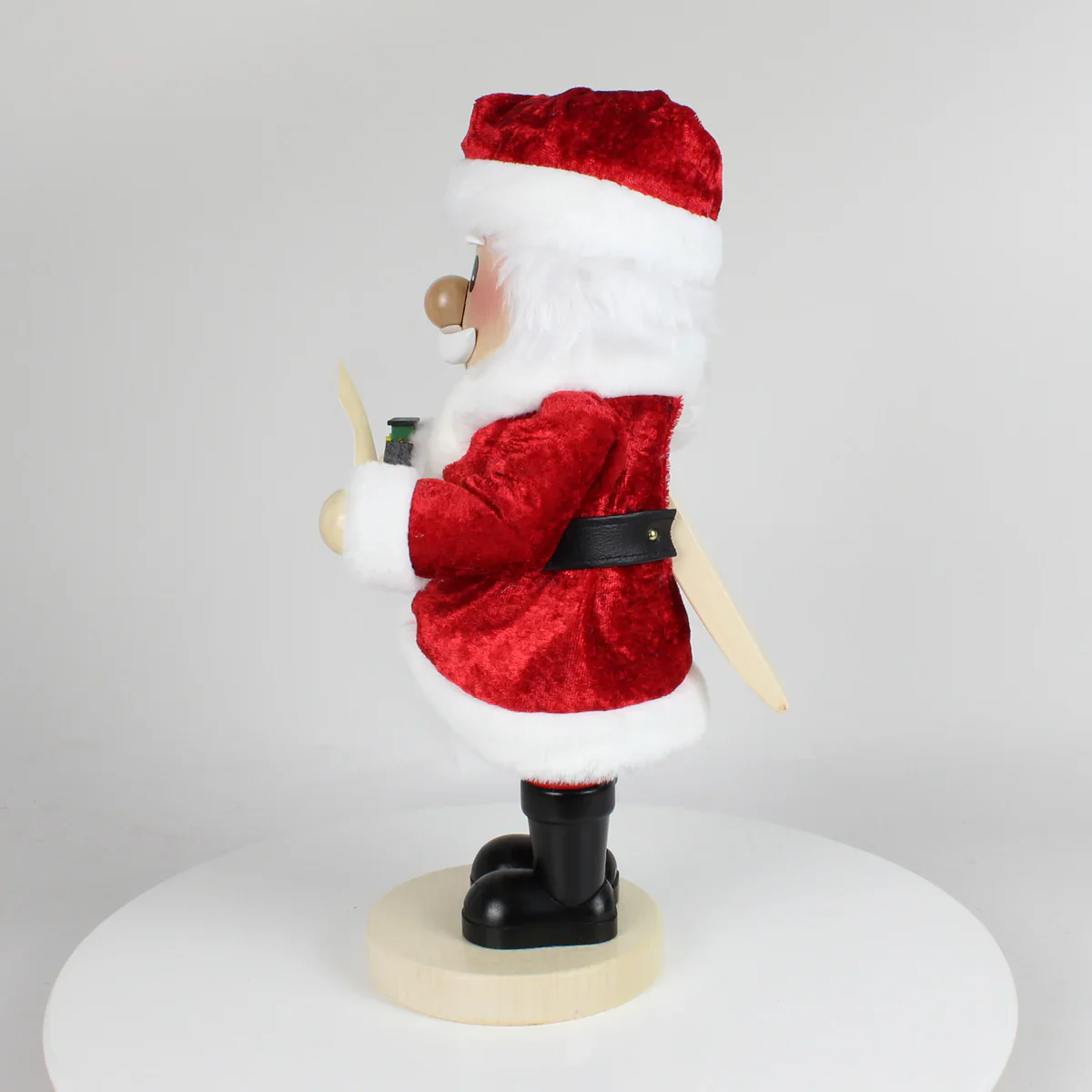 Steinbach Friendly Wishlist Santa Nutcracker Figurine, 18" - Image 5