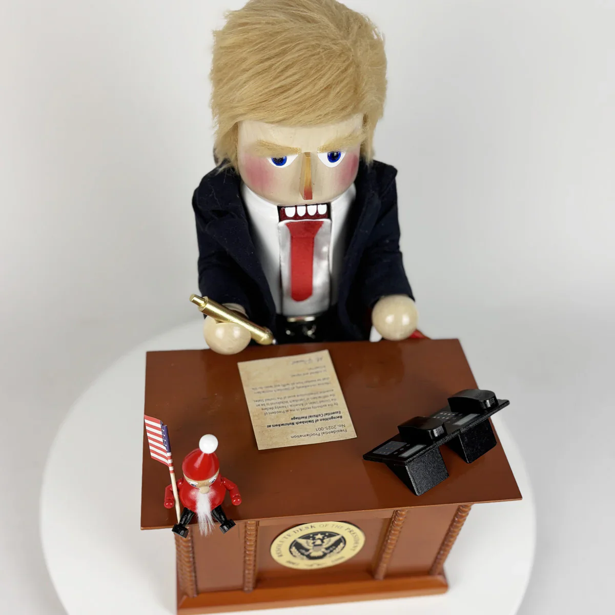 Steinbach The Resolute Desk of the President Nutcracker Figurine, 14" - Image 4