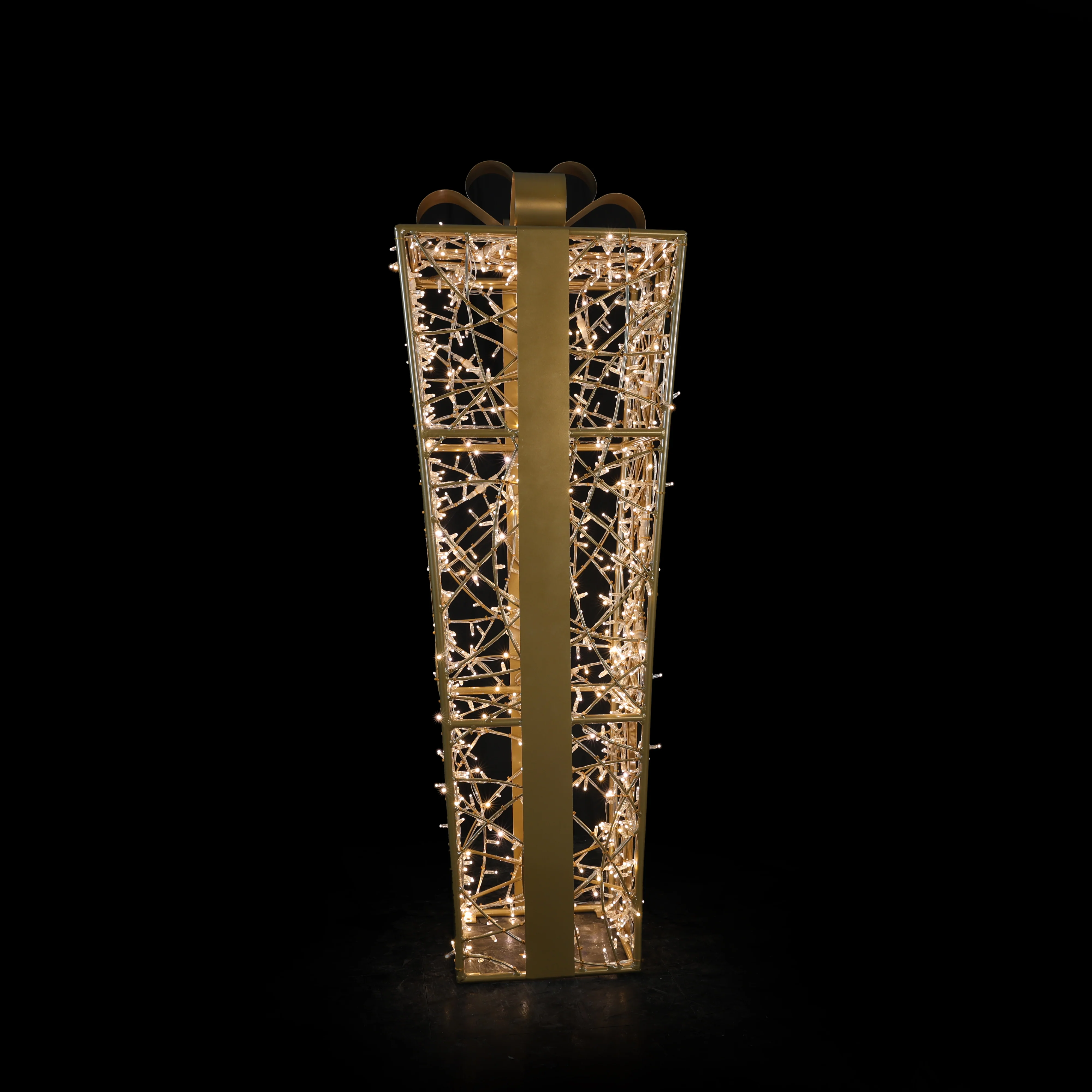 Struct Present Medium, LED Lit - Image 2