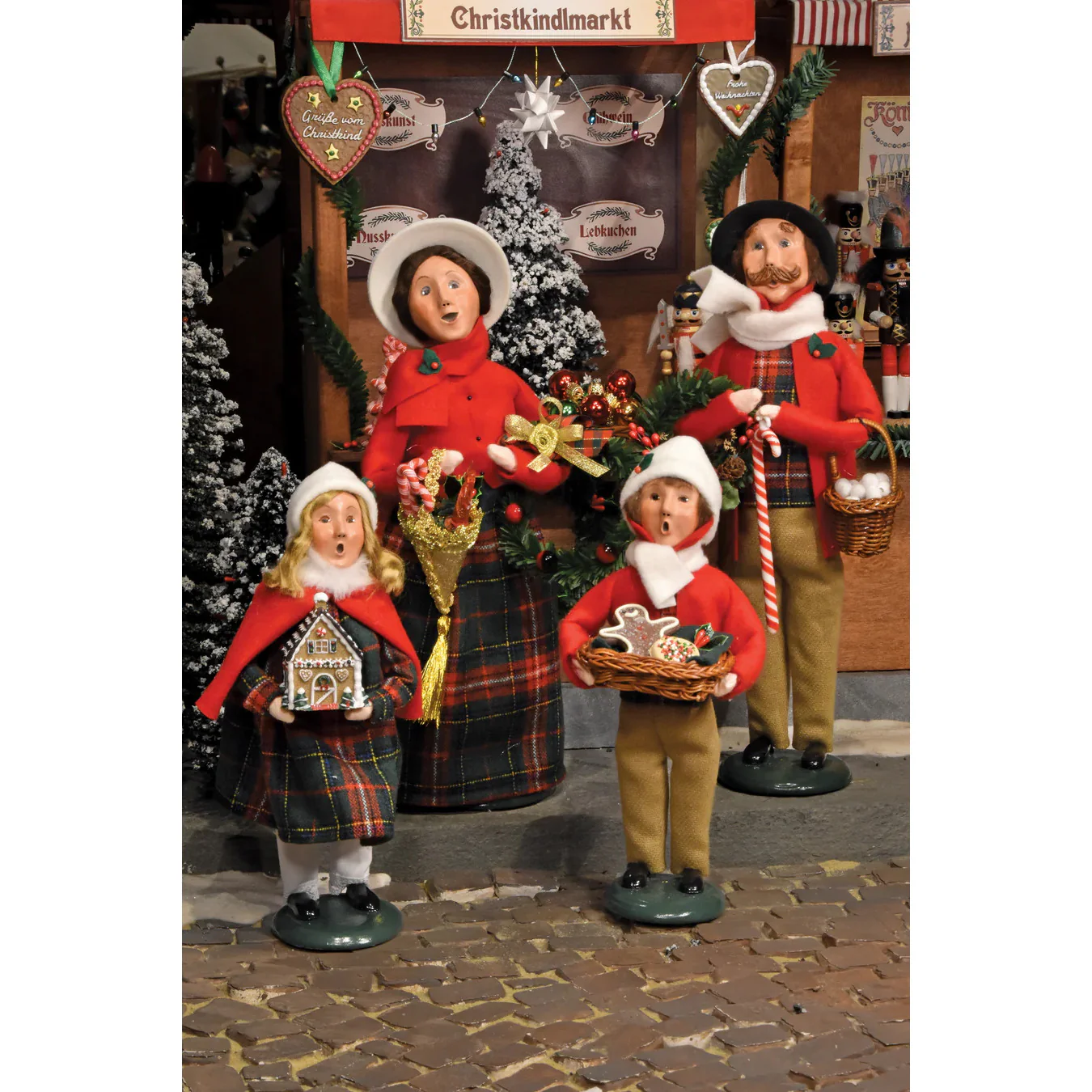 Sweets Family Woman Caroler Figurine, 13" - Image 7