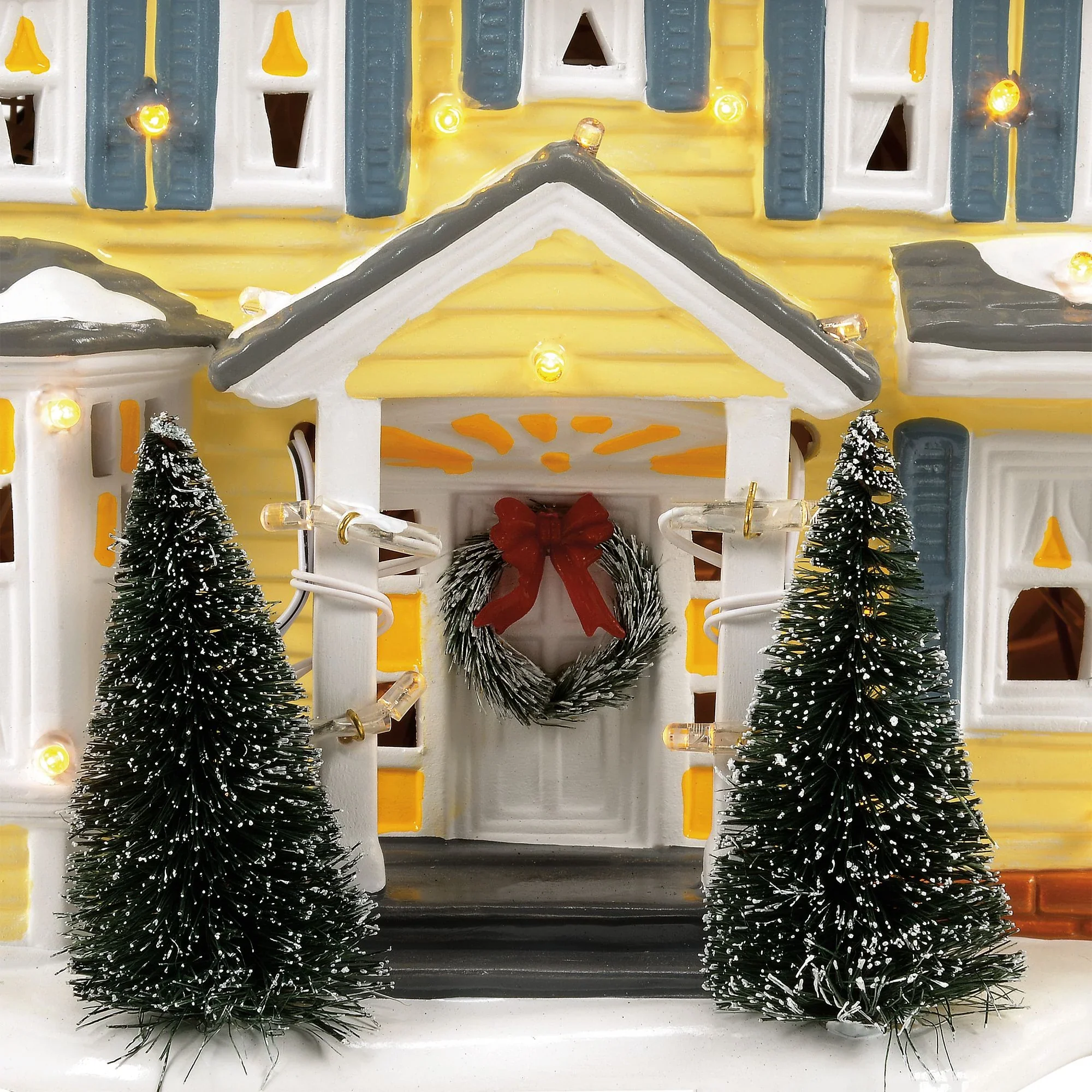 The Originial Snow Village - The Griswold Holiday House Figurine, 7.5" - Image 7