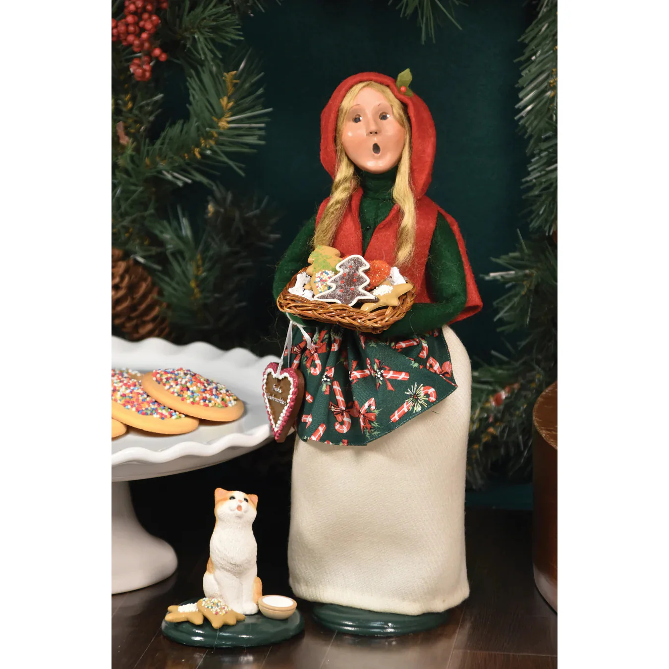 Woman Selling Cookies Caroler Figurine, 13" - Image 7